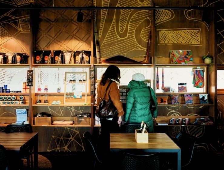 Tae Rak Cafe Artisan Retail
