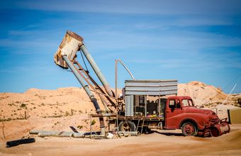 Tims_Working_Opal_Mine_Coober_Pedy_127356_Med